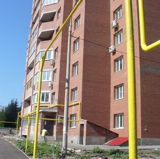 В Тюмени управляющую компанию лишили права управления многоквартирным домом из-за долгов за газ