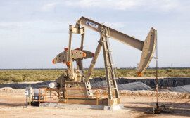 В Тюменской области санкции на нефть повлияют на бюджет