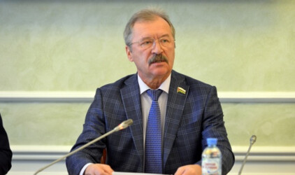 Владимир Нефедьев комментирует итоги очередного заседания постоянной комиссии Тюменской областной Думы по вопросам депутатской этики