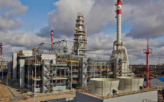 Работа Антипинского нефтеперерабатывающего завода возобновится к началу июля